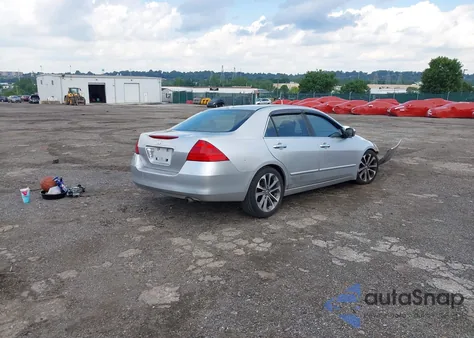2006 Honda Accord 2.4 Ex from USA, damaged, VIN 1HGCM56866A140943